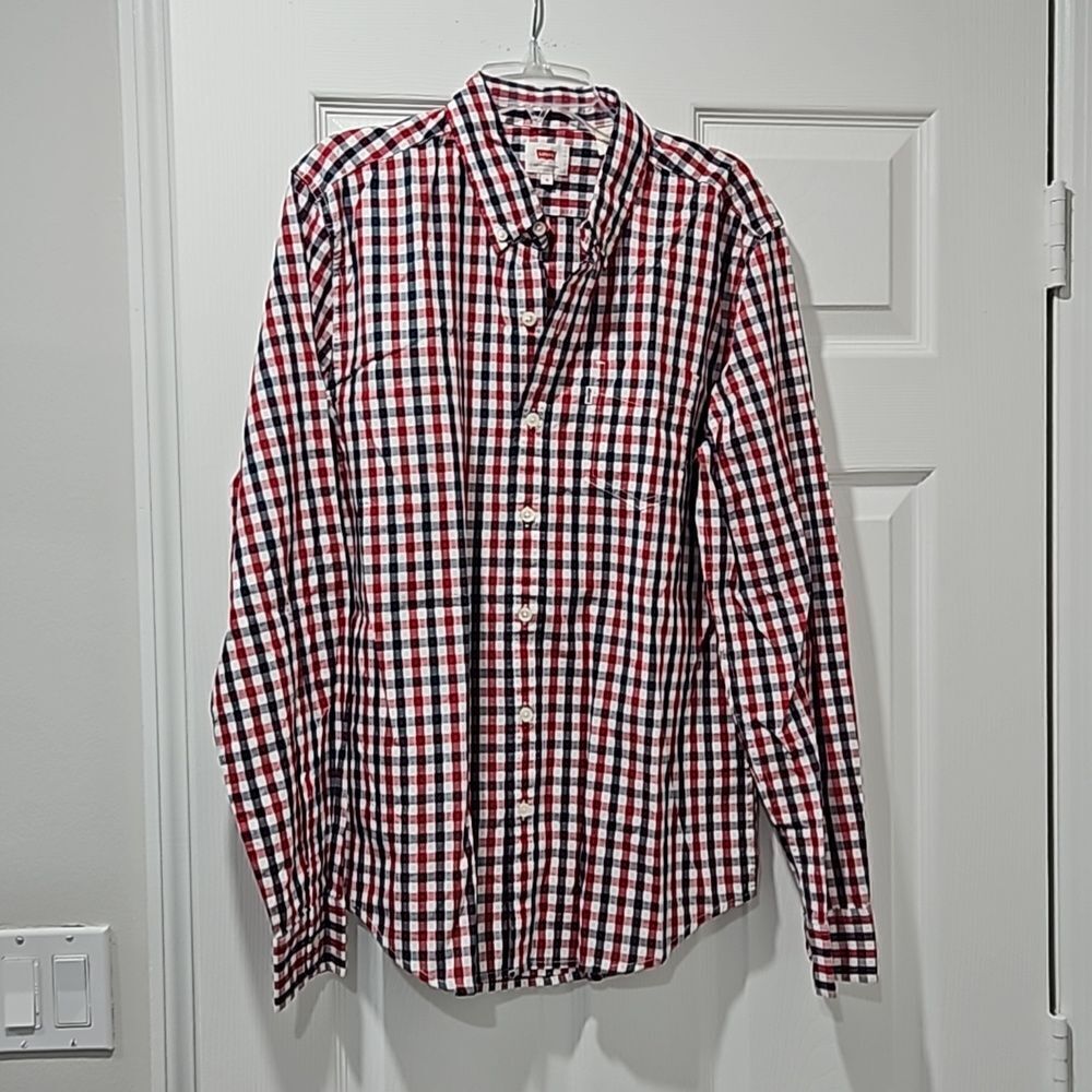 Levis Button Down